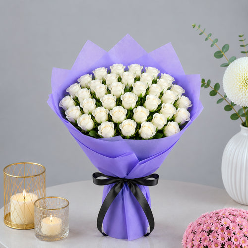 50 White Roses Grand Bouquet